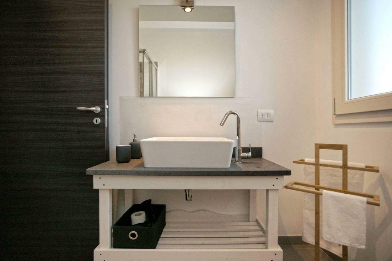 B&B Roda Barocco โนโต ภายนอก รูปภาพ