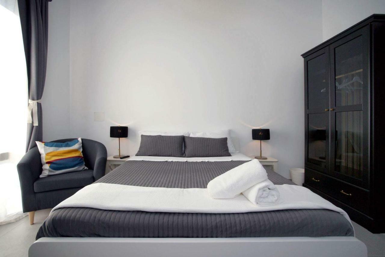 B&B Roda Barocco โนโต ภายนอก รูปภาพ